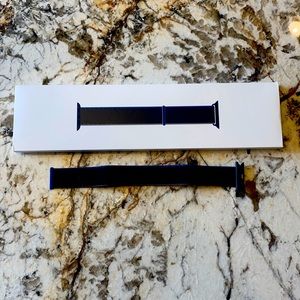 New Apple Watch 40mm Charcoal Sport Loop Band